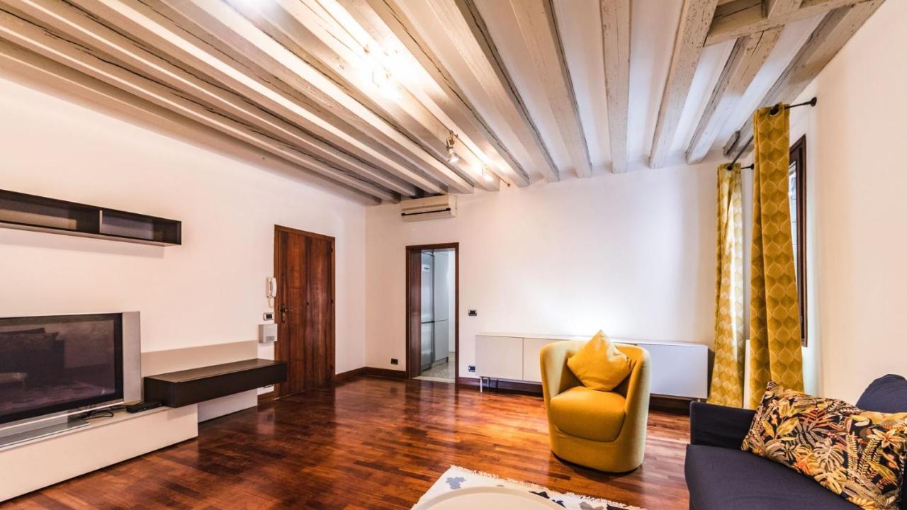 ヴェネツィア Residenza Ca' Giacomoヴィラ エクステリア 写真