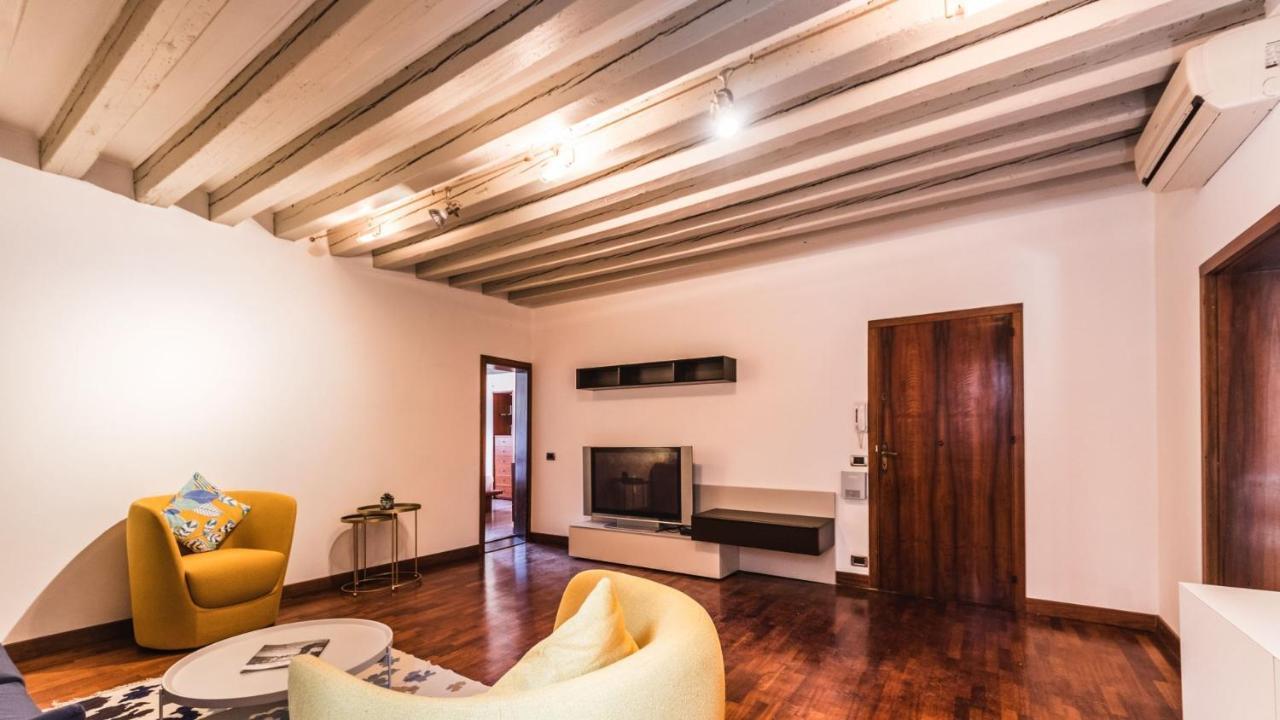 ヴェネツィア Residenza Ca' Giacomoヴィラ エクステリア 写真
